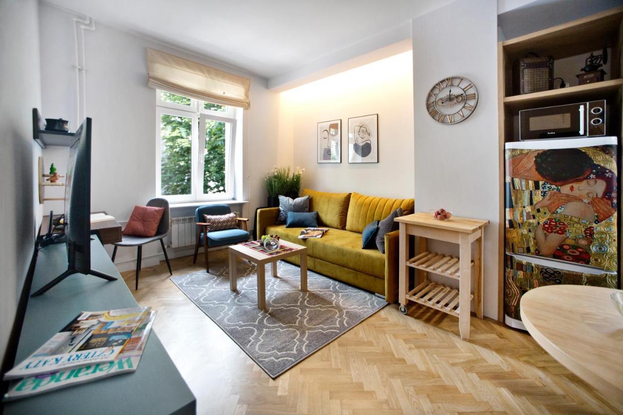 Ochota P&O Serviced Apartments Warsaw Exterior photo